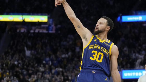 Steph Curry hits insane pre-game shot ahead of shooting masterclass but can’t stop Warriors loss – MASHAHER