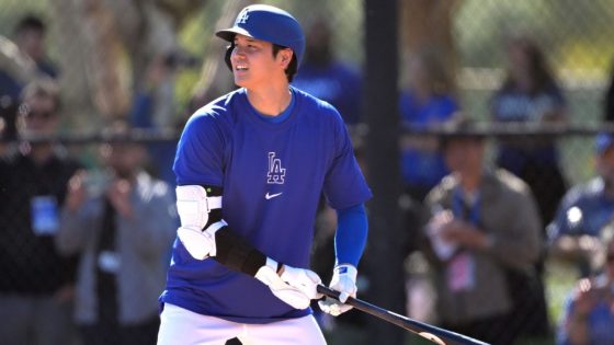 Shohei Ohtani homers in first live batting practice with Dodgers – MASHAHER