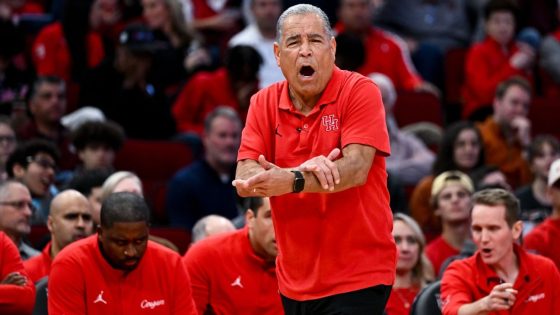 Houston rises to No. 1 in AP men’s college basketball poll – MASHAHER