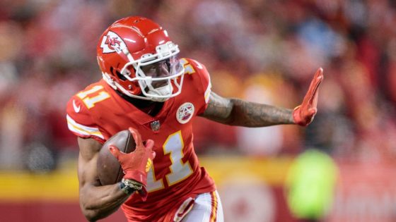 Source – Chiefs release Marquez Valdes-Scantling, save $12M – MASHAHER