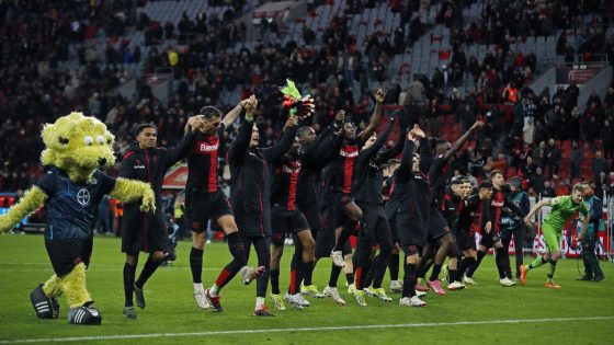 Leverkusen beats Mainz 2-1 to widen gap at top and set unbeaten record – MASHAHER