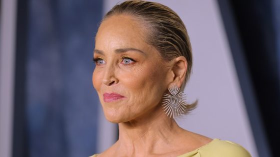 Sharon Stone Says Robert Evans Pushed Her To Have Sex With ‘Sliver’ Costar – MASHAHER