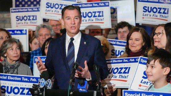 Who is Tom Suozzi? A look at the Democrat trying to flip Santos’ seat blue – MASHAHER