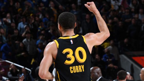 Steph makes NBA history with seven 3s in four consecutive games – MASHAHER