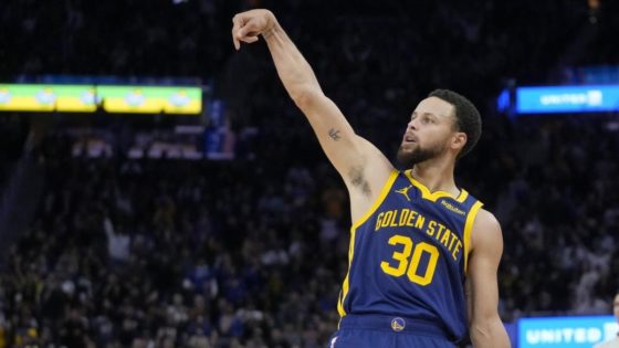 Stephen Curry edges Sabrina Ionescu in 3-point shootout – MASHAHER