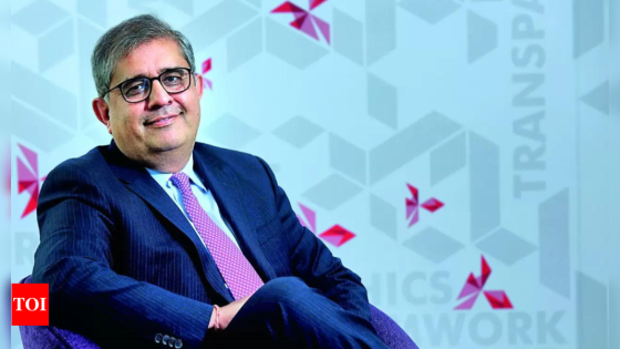 Axis Bank open to partnering with Paytm for new business: CEO Amitabh Chaudhry – MASHAHER