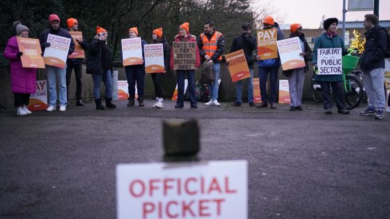 NHS strike action: Junior doctors in England begin five-day walkout threatening further patient disruption | UK News – MASHAHER