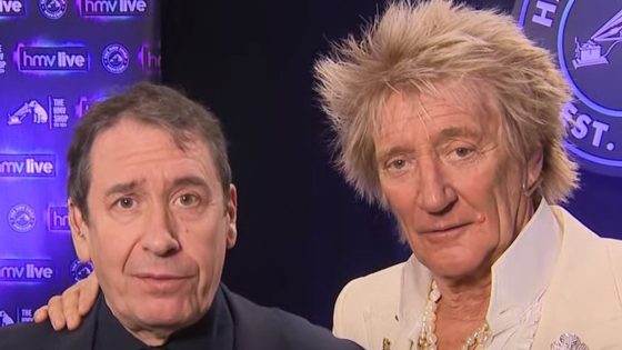 Rod Stewart labels Vladimir Putin an ‘a******e’ and urges support for Ukraine ‘right to the end’ | World News – MASHAHER