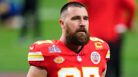 Kansas City Chiefs star Travis Kelce donates $100,000 to injured victims of Super Bowl victory parade | US News – MASHAHER