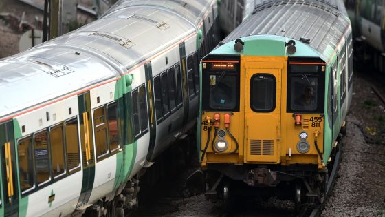 Southern rail and Thameslink suffer ‘major signalling fault’ with travel delays expected | UK News – MASHAHER