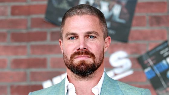 Stephen Amell to Lead ‘Suits’ L.A. Spinoff – MASHAHER