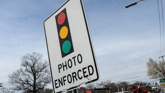 Atlanta bans right turns on red at certain intersections – MASHAHER