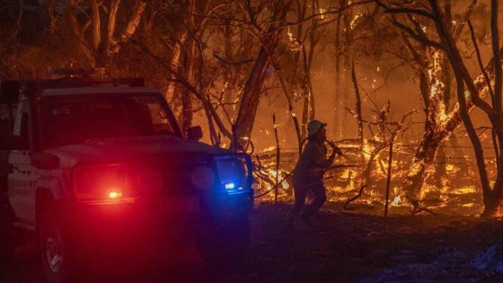 Victoria bushfires: More Victorians urged to leave properties as fires sweep through – MASHAHER