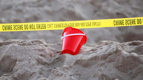 Young girl killed when a hole she dug in the sand collapsed on a Florida beach, authorities said – MASHAHER