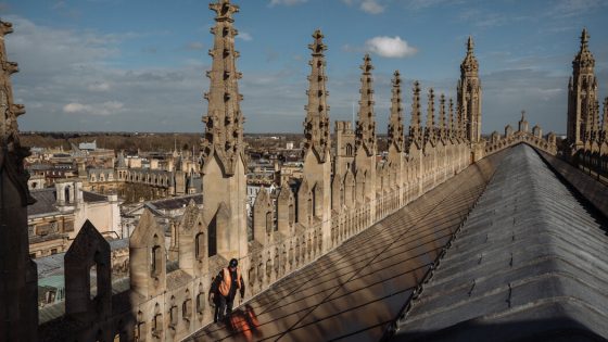 King’s College Chapel, 438 Solar Panels and an Architectural Squabble in Cambridge – MASHAHER