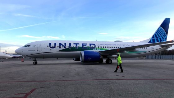 United to pause pilot hiring, citing Boeing’s delivery delays – MASHAHER