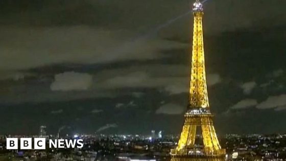 Watch: Famous landmarks around the world power down for Earth Hour. – MASHAHER