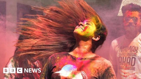 Indians celebrate Holi – the festival of colours – MASHAHER