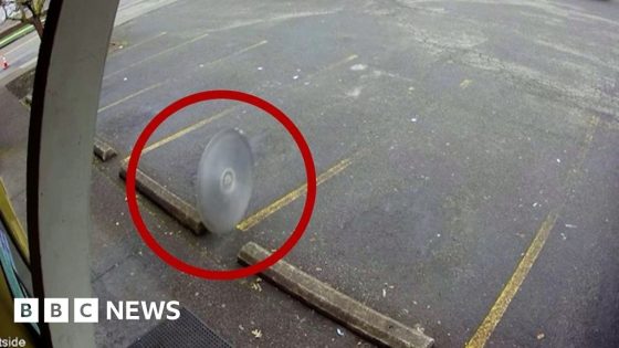 Watch: Man’s miraculous near-miss from runaway saw blade – MASHAHER