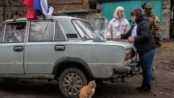 In Occupied Ukraine, Casting a Vote (for Putin) as Armed Soldiers Watch – MASHAHER