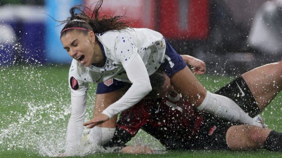 Should USWNT’s rain-soaked win vs. Canada have been played at all? – MASHAHER