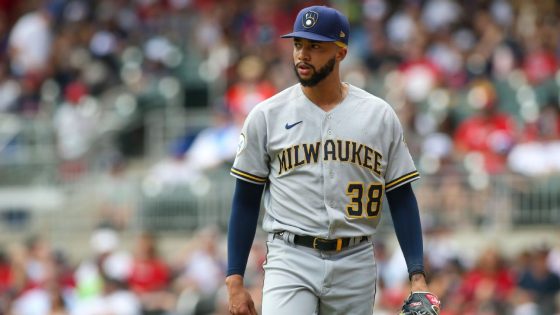 Brewers’ Devin Williams out with stress fractures in back, sources say – MASHAHER