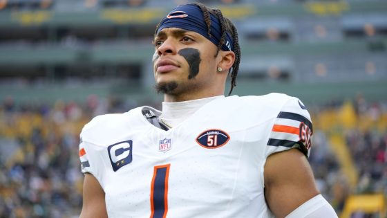 Sources – Bears trading QB Justin Fields to Steelers – MASHAHER