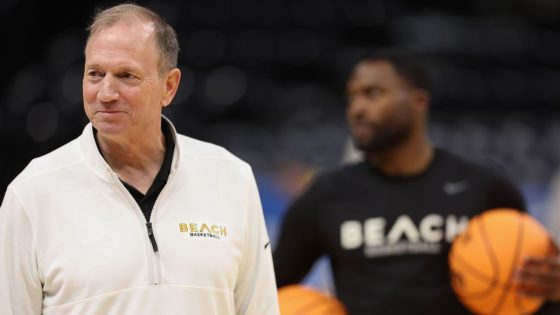 LBSU’s Dan Monson, fired but coaching, reflects on ‘surreal’ week – MASHAHER