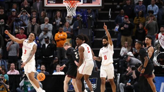 Houston outlasts Texas A&M in OT, advances in NCAA tournament – MASHAHER