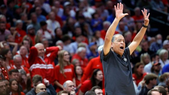 In Houston’s success, Kelvin Sampson finds redemption March Madness – MASHAHER