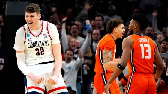 UConn romps back into Final Four with blowout of Illinois at NCAA tournament – MASHAHER