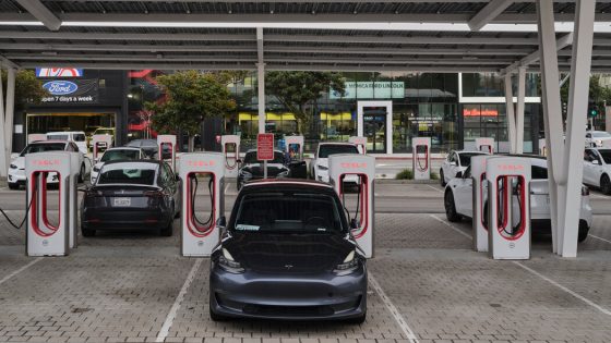 U.S. Accuses Two Men of Stealing Tesla Trade Secrets – MASHAHER