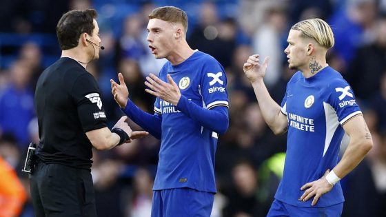 Premier League 2023-24: Stuttering Chelsea held at home by 10-man Burnley – MASHAHER