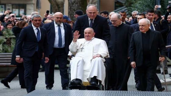 Pope Francis’ health appears improved during visit to Rome parish – MASHAHER