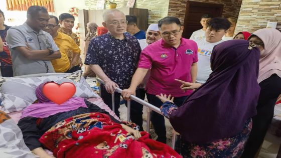 MCA leaders pay a surprise visit to injured constituent to spread Ramadan cheer – MASHAHER