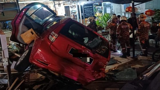 Microsleep causes foreign driver to plough car into Melaka eatery – MASHAHER