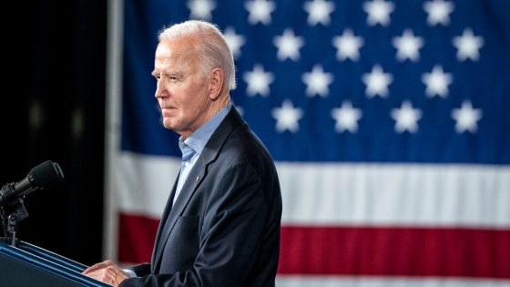 Biden, Fighting for Credit and Raising Cash, Gets Help From Clinton and Obama – MASHAHER