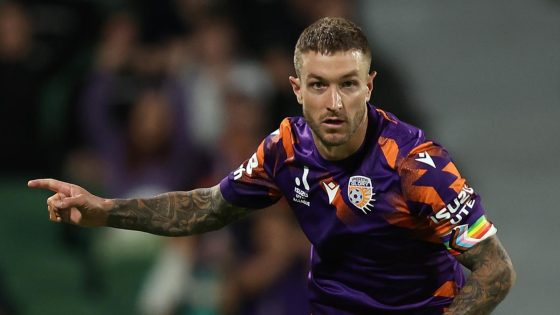 A-League Men: Two late Adam Taggart goals secure Perth Glory 2-2 draw with Newcastle Jets – MASHAHER