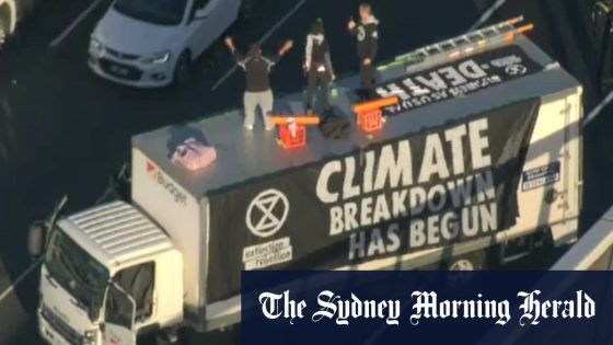 West Gate Bridge reopened after hours-long climate protest – MASHAHER