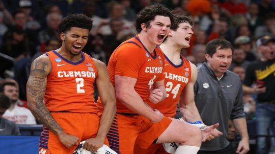 Yahoo Sports AM: Sweet 16 – MASHAHER