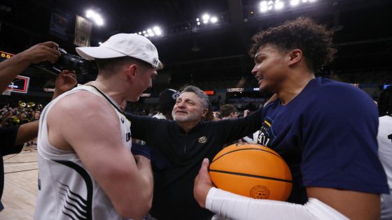 Why Greg Kampe, the longest-tenured men’s basketball coach, has hung around Oakland University all these years – MASHAHER