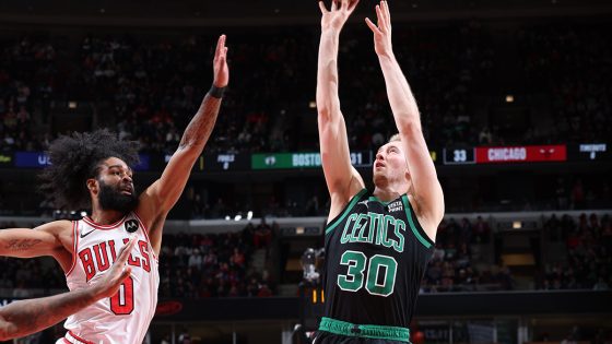 Red-hot Sam Hauser sets Celtics 3-point record in win over Bulls – MASHAHER