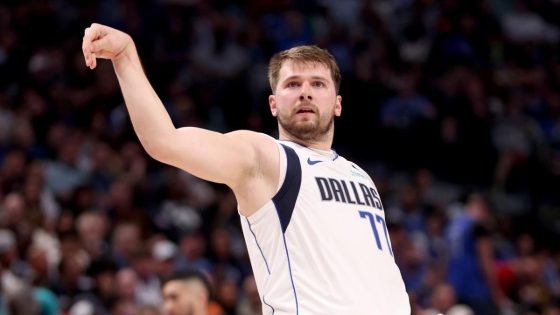 Doncic exits Mavericks’ win vs. Warriors early after tweaking hamstring – MASHAHER