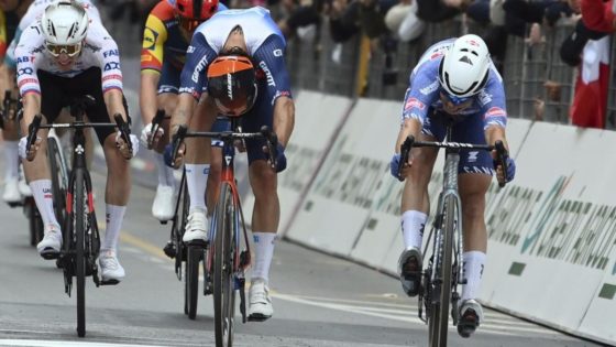 Matthews pipped in agonising finish to Milan-Sanremo – MASHAHER