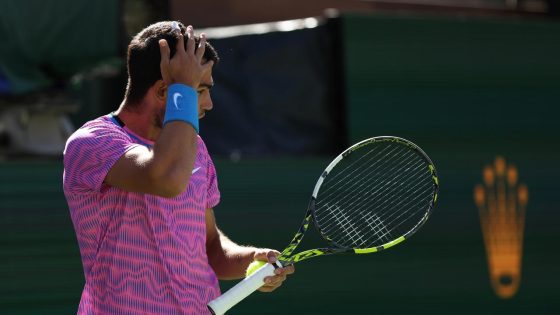 Carlos Alcaraz stung by bee at Indian Wells, Alcaraz beats Alexander Zverev, news, scores, results – MASHAHER