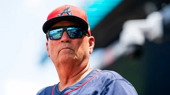 Braves manager Brian Snitker’s family skips opening day trip to Philadelphia due to ‘hostile crowd’ – MASHAHER