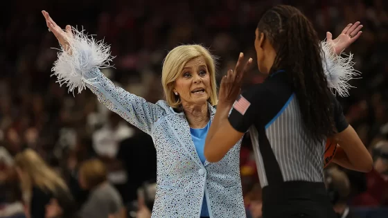 LSU’s Kim Mulkey sounds off on SEC Championship melee: ‘Don’t push somebody that little’ – MASHAHER