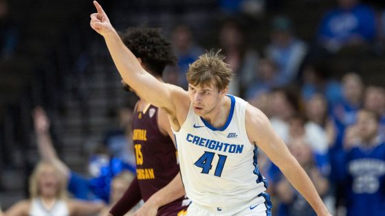 Creighton’s Isaac Traudt monitors glucose on the court to play college basketball with diabetes – MASHAHER