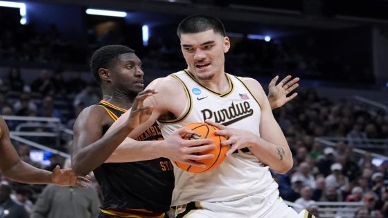 March Madness Friday recap: Purdue takes 1st step in exorcising 2023 demons with monster Zach Edey effort – MASHAHER