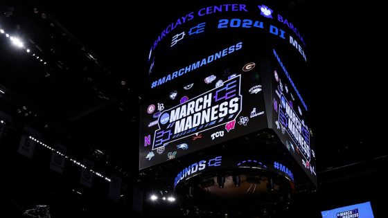 Duke, Vermont coaches discuss underdog-favored crowd at March Madness: ‘The roof would’ve came off this place’ – MASHAHER